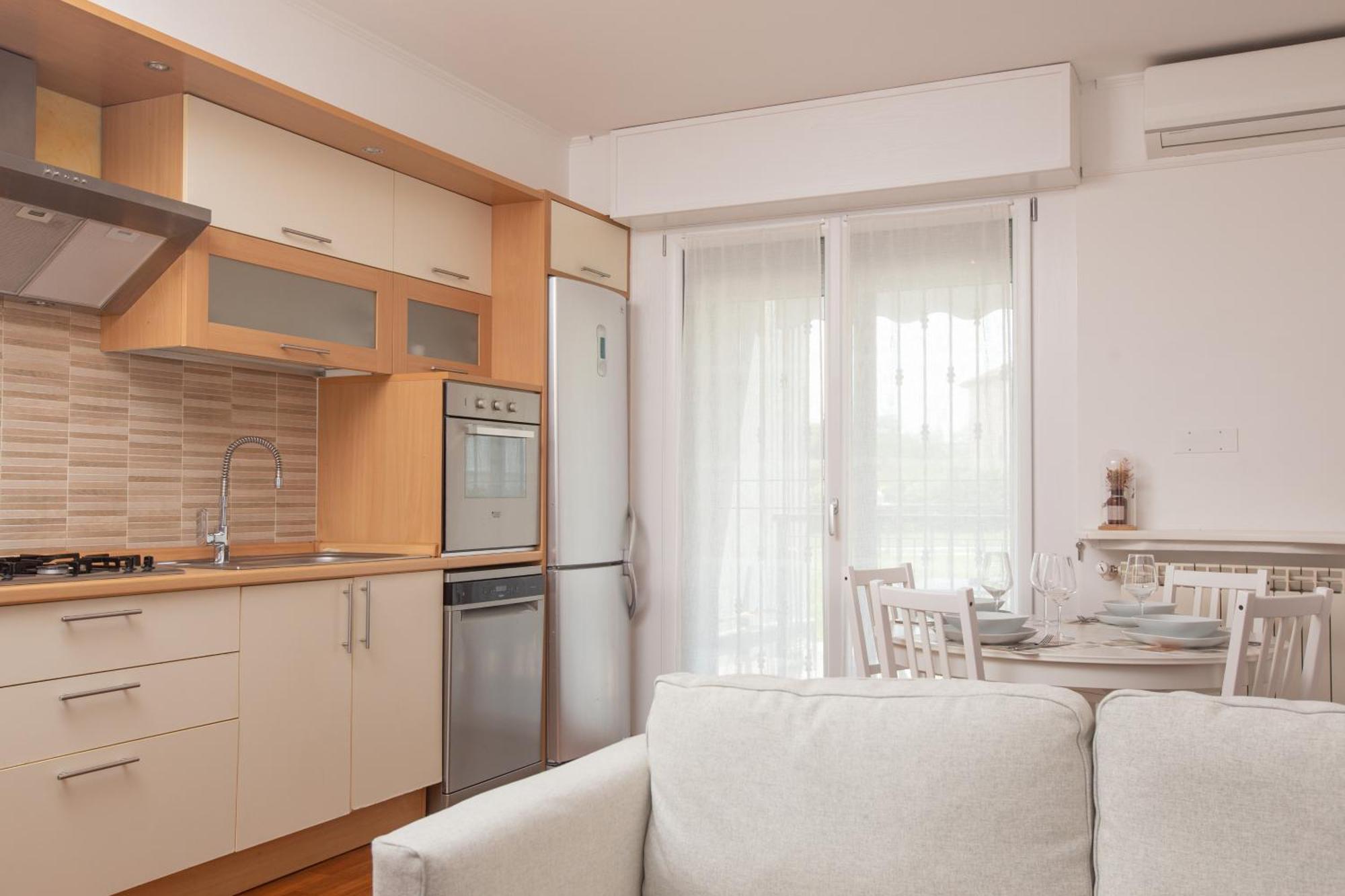 Kandinski Apartment - With Pool 세티모 밀라네세 외부 사진